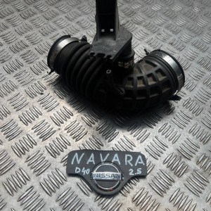 Патрубок повітряного фільтра Nissan Navara D40 (-2010) 2,5 TDI 16578EC00A