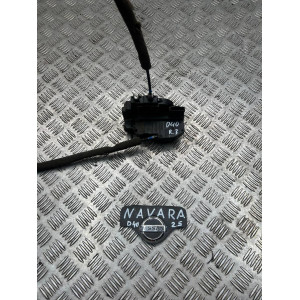 Замок двери задний правый Nissan Navara D40 (2005-2013) 82500EB324 