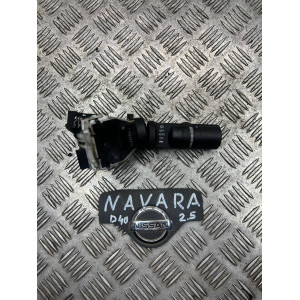 Переключатель подрулевой правый Nissan Navara D40 (2005-2010) 25260EB61A