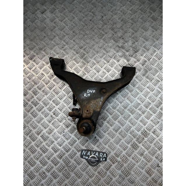 Рычаг передний правый нижний Nissan Navara D40 (2005-2013) 54500EB300