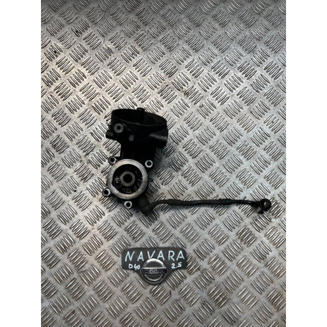 Кронштейн корпус масляного фильтра Nissan Navara D40 (2005-2013) 15238EB300 15238EB30A