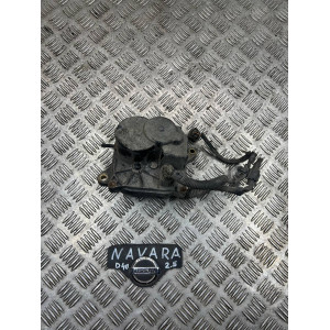 Актуатор электропривод моторчик коробки передач Nissan Navara D40 (2005-2013) 2,5 dCi 332518S011
