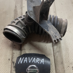Патрубок повітряного фільтра Nissan Navara D40 (2005-2013) 2,5
