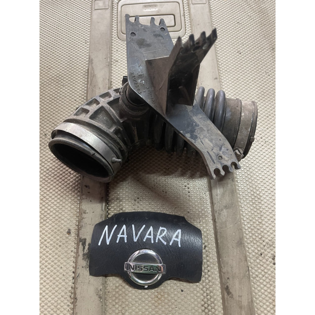 Патрубок повітряного фільтра Nissan Navara D40 (2005-2013) 2,5