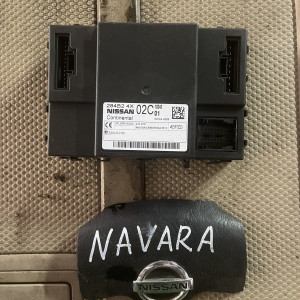 Блок управления комфорта Nissan Navara D40 (2005-2013) 284B24X02C