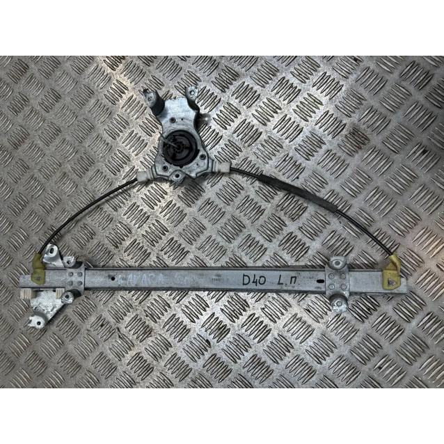 Стеклоподъемник передний левый Nissan Navara D40 (2005-2013) 807014X00E *без моторчика