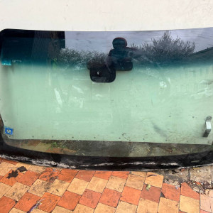 Стекло лобовое Nissan Navara D40 Pathfinder (2005-2014) 43R004633