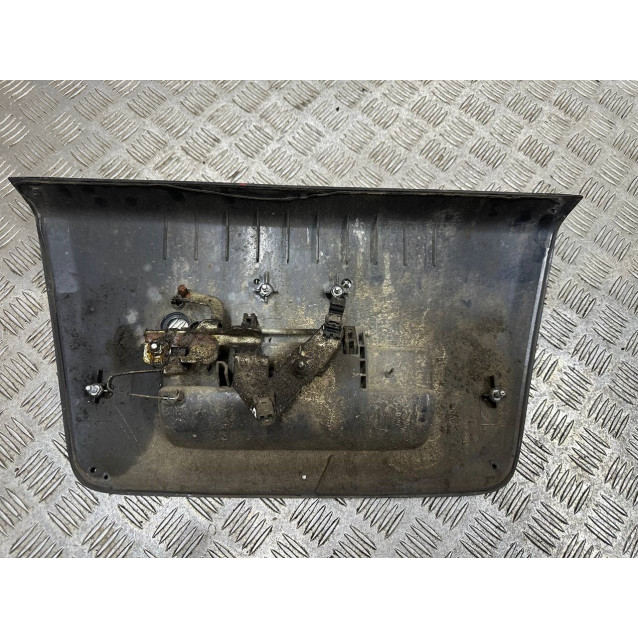 Ручка крышки багажника Nissan Navara D40 (2005-2013) 90606EA810