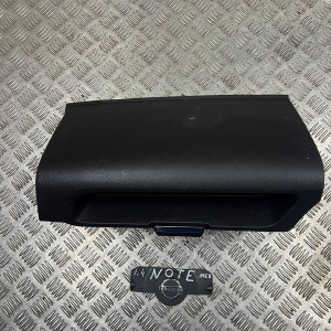 Бардачок крышка Nissan Note E11(2006-2013) 68510BH10A