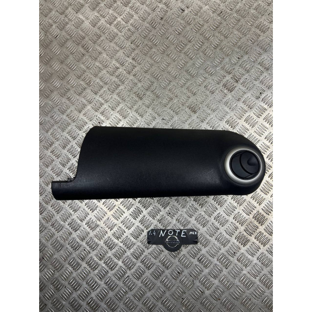 Подушка безпеки в торпедо з накладкою Nissan Note (E11) (2006-2013) 682109U10B 682109U15B