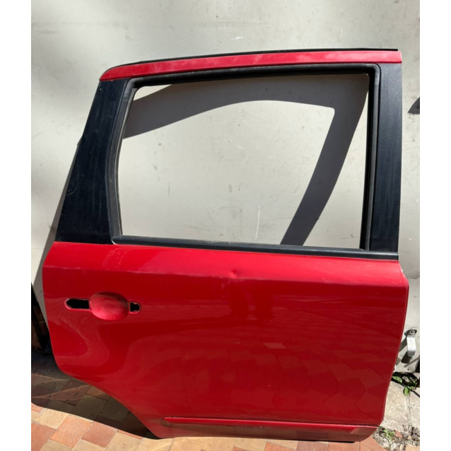 Дверь задняя правая Nissan Note E11 (2006-2013) H21529U0M0
