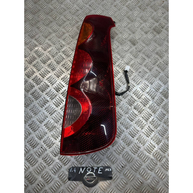 Фонарь правый Nissan Note E11 (2009-) 26550BH00A