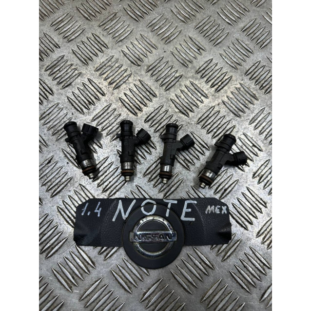 Форсунка топливная Nissan Note (E11) (2006-2013) Tiida C11 16600AX20B