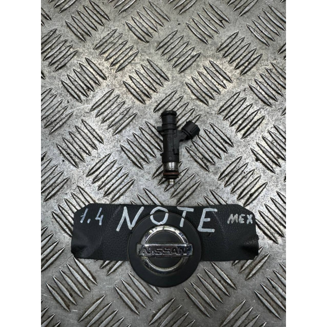 Форсунка топливная Nissan Note (E11) (2006-2013) Tiida C11 16600AX20B