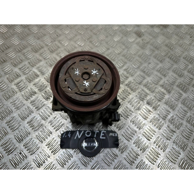 Компрессор кондиционера Nissan Note E11 (2006-2013) 1.2-1.4 92600AX80A