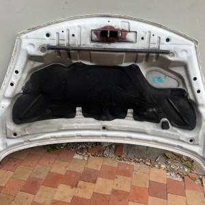 Капот Nissan Note E11(06-13) F5100BH0MA