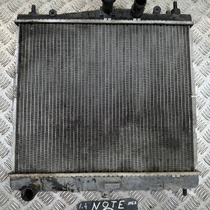 Радиатор охлаждения (основной) Nissan Note E11 (2006-2013) 1.4 МКПП 21410AX600