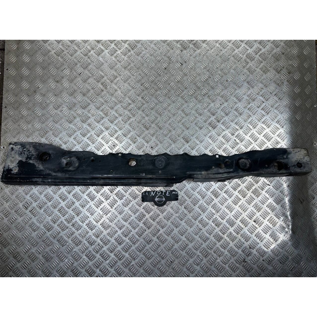 Панель передняя нижняя (балка радиаторная) Nissan Note E11 (06-13) 625309U200 