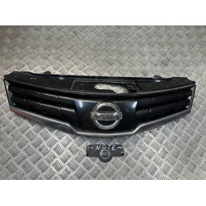 Рещітка радіатора Nissan Note E11(2006-2013) 62310BH00H
