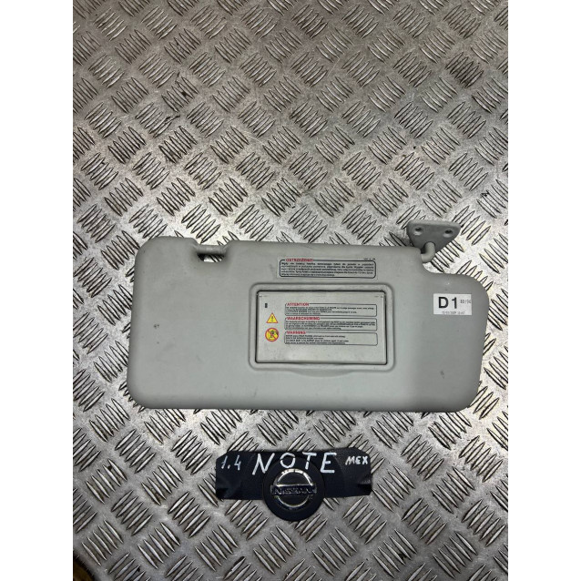 Козырек солнцезащитный Nissan Note (E11) (2006-2013) 964019U100 96400BH00B 96401BH00B
