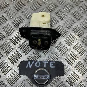 Замок крышки багажника Nissan Note (E11) (2006-2013) 90502EN000