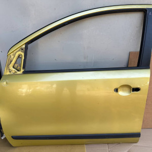 Дверь передняя левая Nissan Note E11 (06-13) H01019U0M0