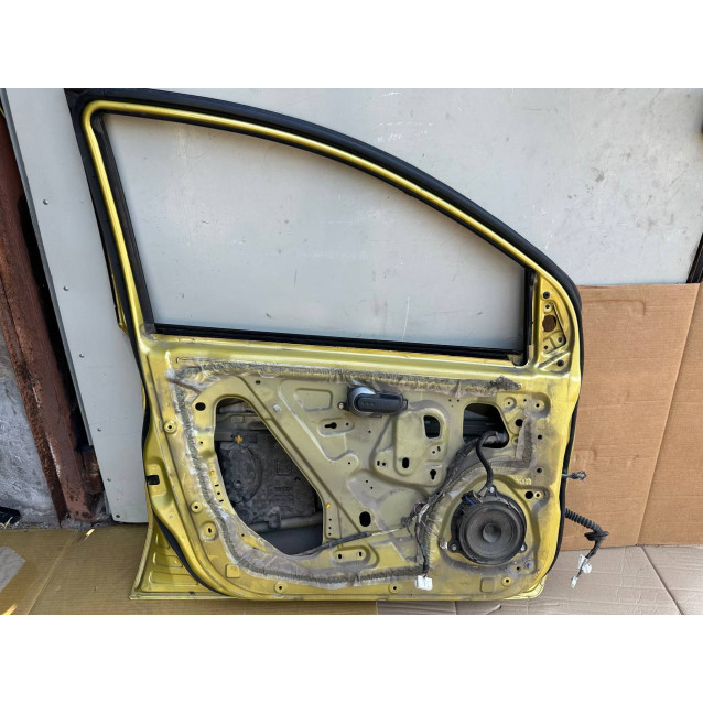 Дверь передняя левая Nissan Note E11 (06-13) H01019U0M0