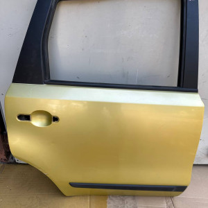 Дверь задняя правая Nissan Note E11 (06-13) H21009U0M0