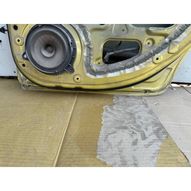 Дверь задняя правая Nissan Note E11 (06-13) H21009U0M0