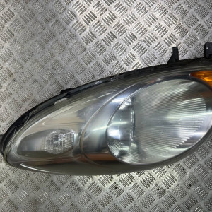 Фара правая Nissan Note E11 (09-13) 260109U100 *дефект стекла на фото