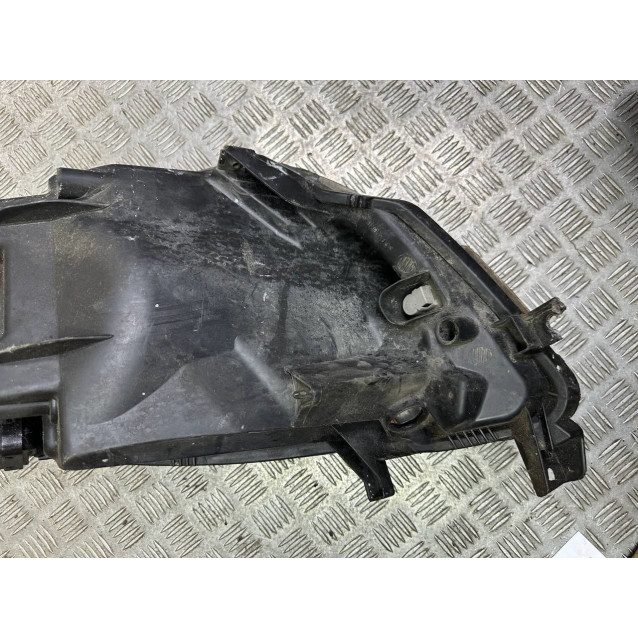 Фара правая Nissan Note E11 (09-13) 260109U100 *дефект стекла на фото