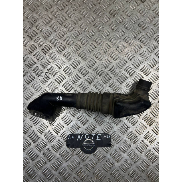 Воздухозаборник Nissan Note E11(2006-2013) 1,4 16554BC000