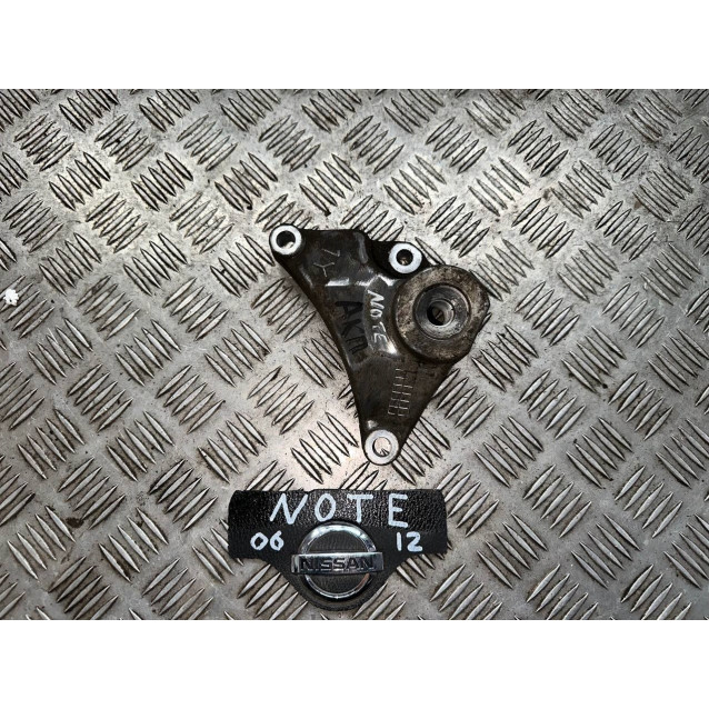 Подушка опора двигателя Nissan Note E11(2006-2013) 11253ED000