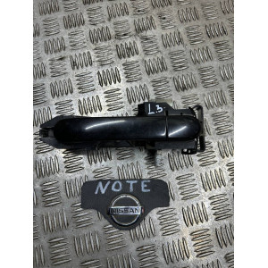 Ручка двери наружная левая задняя Nissan Note E11 (2006-2013) 82611AX622