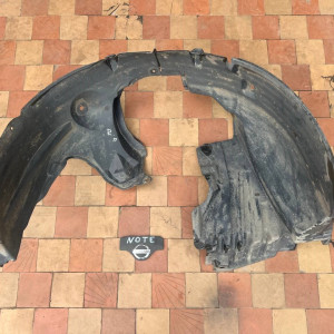 Подкрылок передний правый Nissan Note (E11) (2006-2013) 638429U000