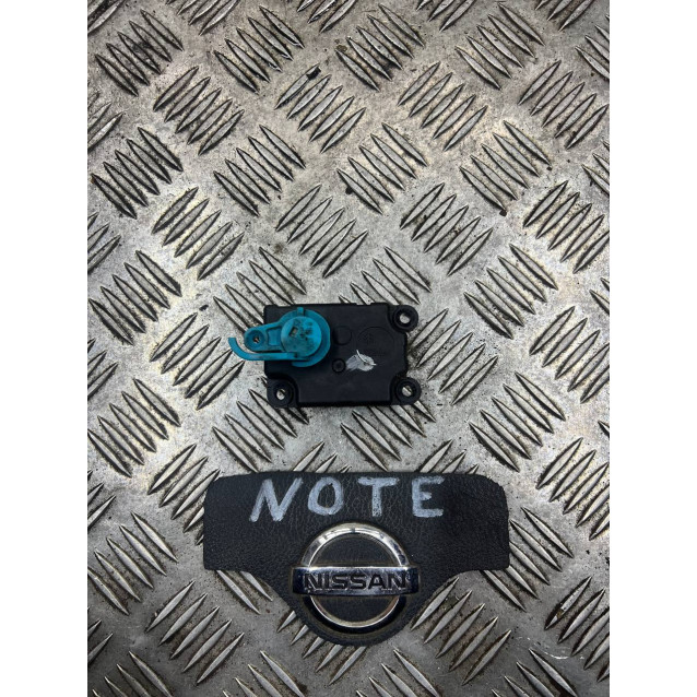 Шаговый двигатель печки Nissan Note (E11) (2006-2013) N100461VD