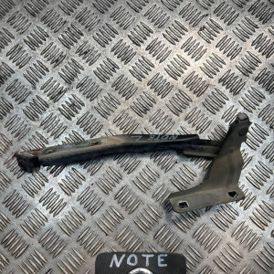 Петля капота Nissan Note E11(2006-2013) 654011U600 654001U600