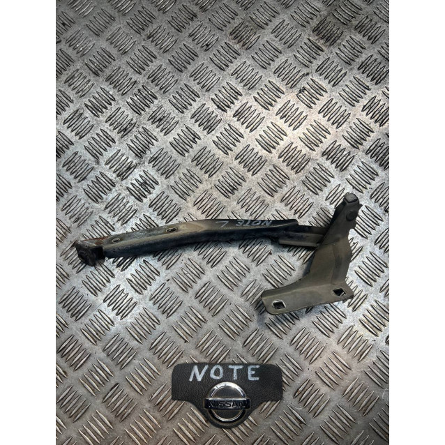 Петля капота Nissan Note E11(2006-2013) 654011U600 654001U600