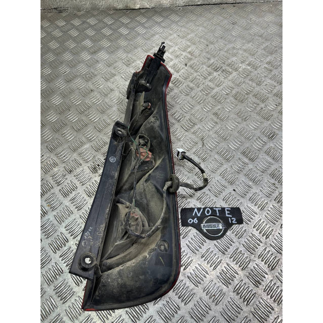 Фонарь левый Nissan Note E11 2006-2013) 265559U000