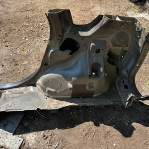 Крыло заднее правое Nissan Note E11 (2006-2013) G81009U0M0