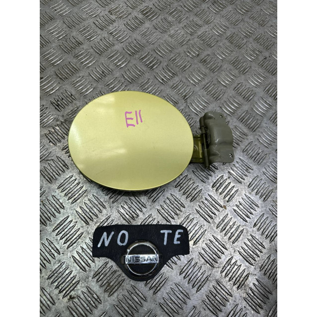 Лючок бензобака Nissan Note (E11) (2006-2013) 788309U00A