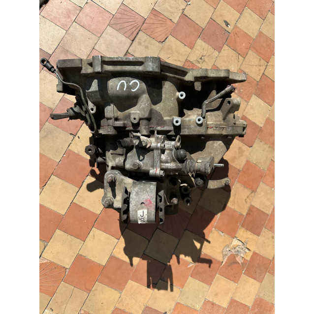 Коробка передач Mitsubishi Outlander CU МКПП (2003-2008) 2,4 MN168852