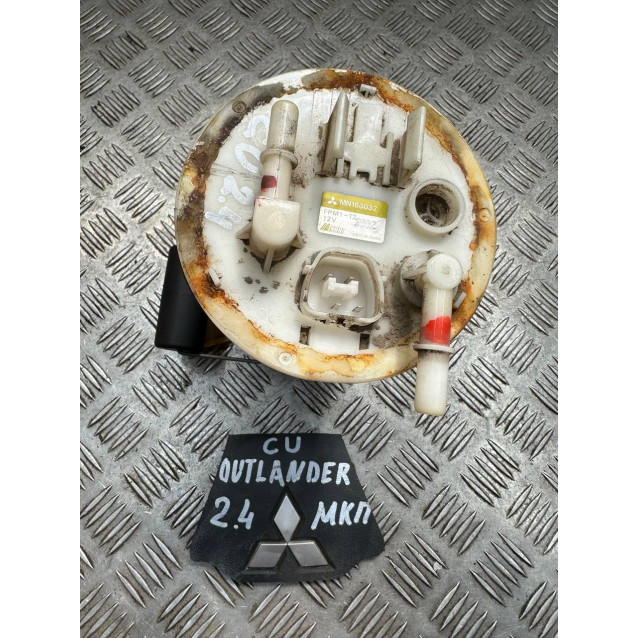 Бензонасос Mitsubishi Outlander CU 2,4 (2003-2008) 1760A016 / 1760A059