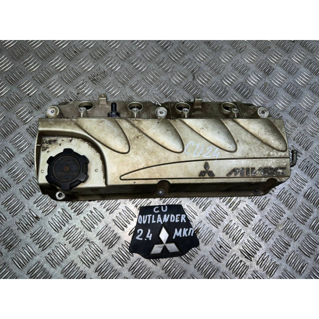 Крышка клапанная 2.4 Mitsubishi Outlander CU (2003-2008) 1035A637 MN187345 MN137806