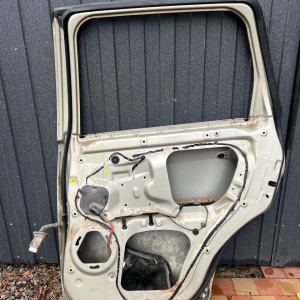 Дверь задня права Mitsubishi Outlander XL (06-14) 5730A246 5730A248