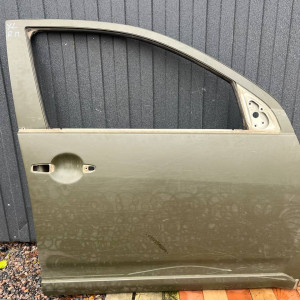 Дверь передня права Mitsubishi Outlander XL (06-14) 5700A280  5700A282 5700B388