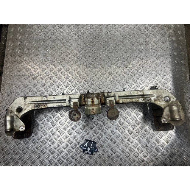 Усилитель бампера переднего Mitsubishi Outlander XL (2006-2014) 6400A781