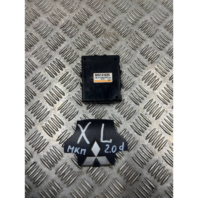 Блок управления парктроником Mitsubishi Outlander XL (2006-2014) MN141635