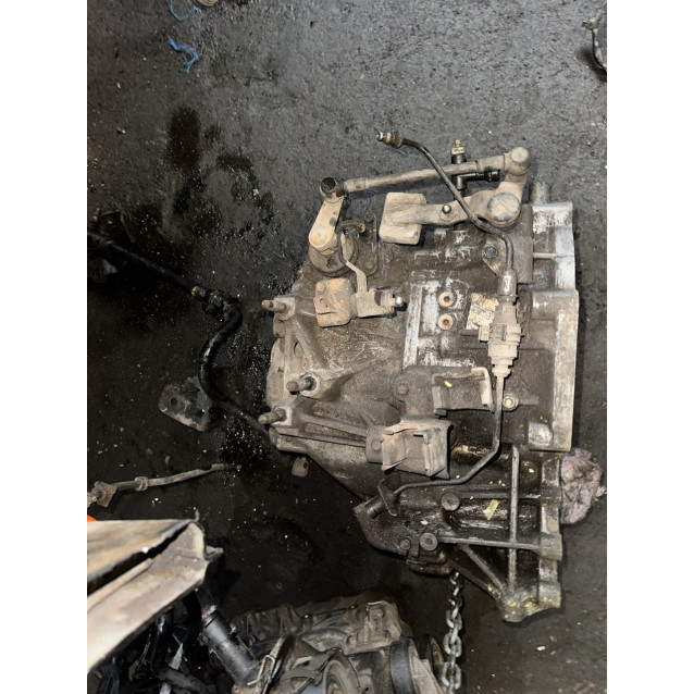 Коробка передач Mitsubishi Outlander XL (2006-2014) 2,0D МКПП 2500A092