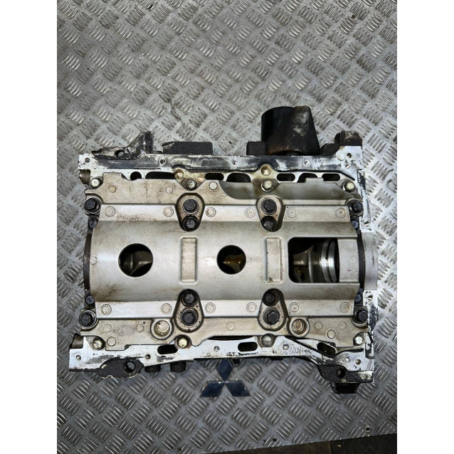 Блок цилиндров двигателя Mitsubishi Outlander XL (2006-2014) 3,0 1050A416 1050A834